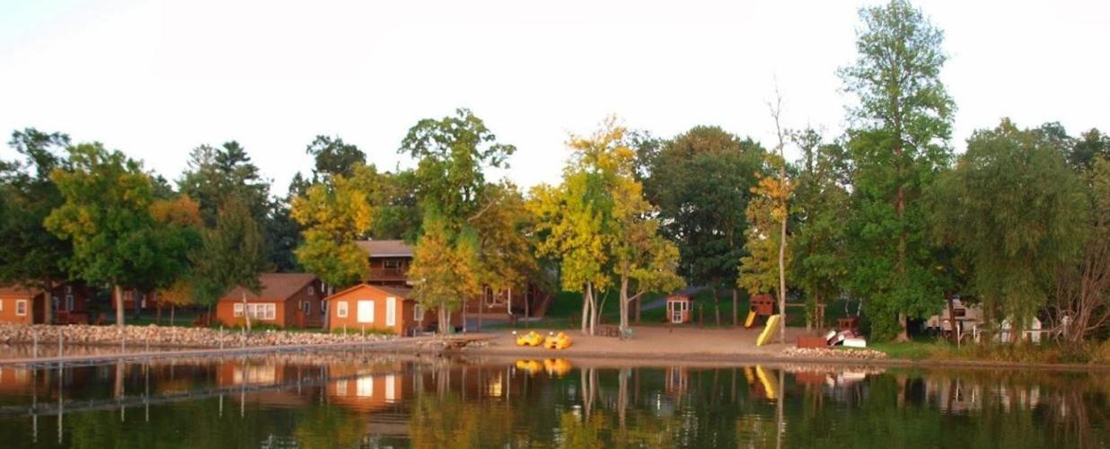 Train Bell Resort Merrifield Екстериор снимка