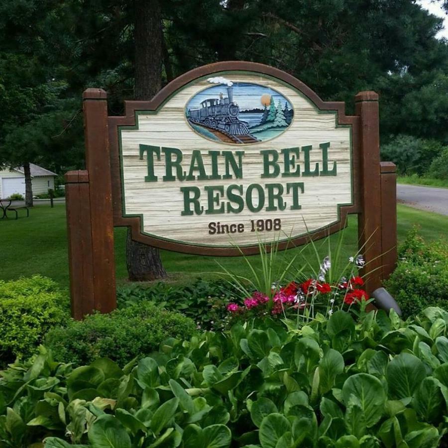 Train Bell Resort Merrifield Екстериор снимка